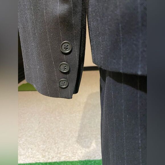 Harris Wallace New York Stripped Suit Skirt Size 4 side zipper in GUC - Picture 7 of 9